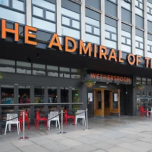 Admiral Of The Humber Wetherspoon Hotel